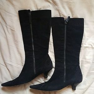 Tods low heel suede over calf boot